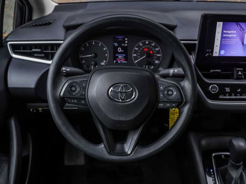 Certified 2023 Toyota Corolla LE image 26