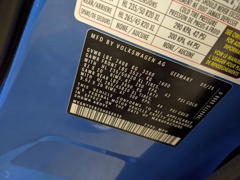 New 2025 Volkswagen ID. Buzz Pro S Plus image 30