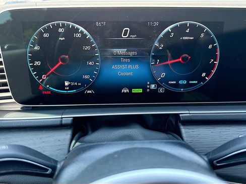 Used 2021 Mercedes-Benz GLS 450 4MATIC image 42