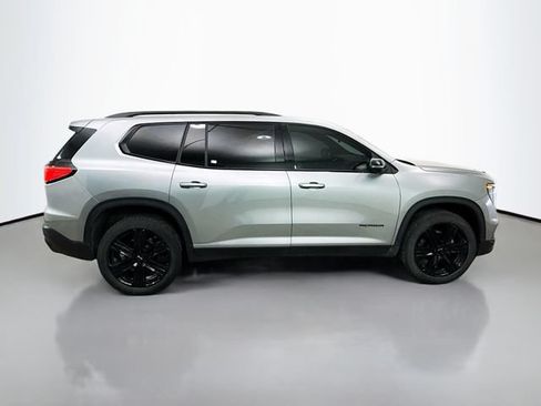 Used 2024 GMC Acadia Elevation w/ Black Edition FWD image 9