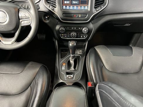 Used 2022 Jeep Cherokee Latitude Lux w/ Sun & Sound Group image 19