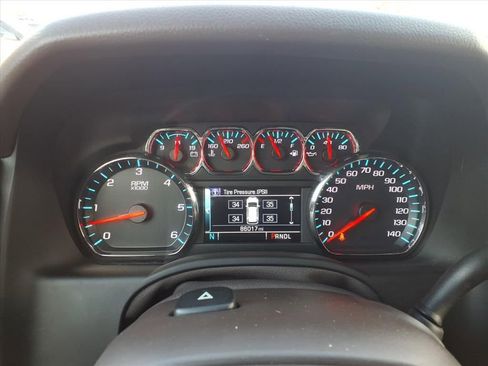 Used 2019 Chevrolet Tahoe LT w/ Texas Edition Package image 23