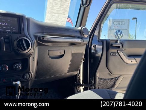 Used 2015 Jeep Wrangler Sport w/ Quick Order Package 24S AWD/4WD image 47