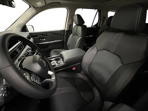 New 2025 Honda Pilot Touring image 10