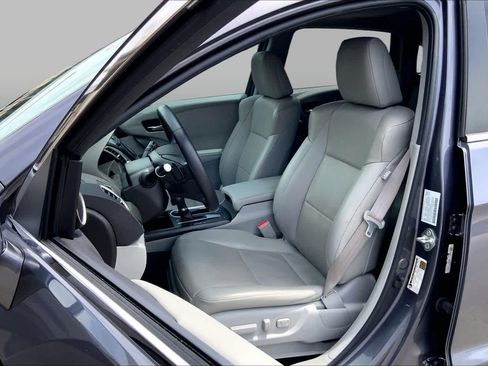 Used 2018 Acura RDX w/ Advance Package FWD image 8