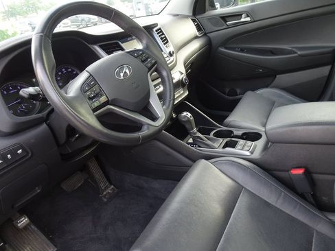 Used 2017 Hyundai Tucson Limited w/ Limited Ultimate Package 03 AWD/4WD image 12