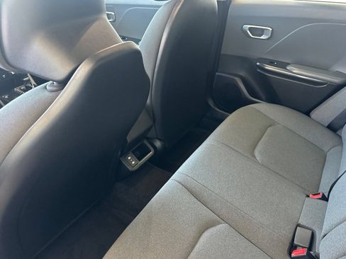 Used 2025 Kia K4 FWD image 13