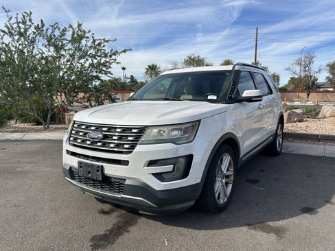 Used 2016 Ford Explorer Limited w/ Equipment Group 301A image 6