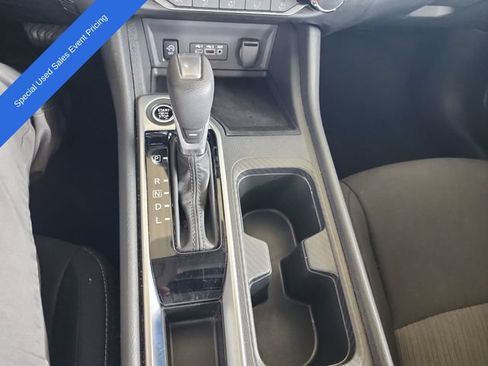 Used 2025 Nissan Sentra SV FWD image 17