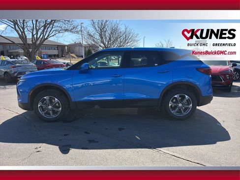 Used 2025 Chevrolet Blazer LT image 10