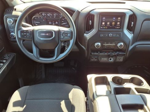 Used 2023 GMC Sierra 3500 Pro w/ Convenience Package image 5