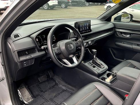 Used 2025 Honda CR-V Sport-L image 13