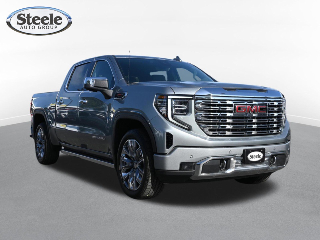 Certified 2025 GMC Sierra 1500 Denali AWD/4WD image 3