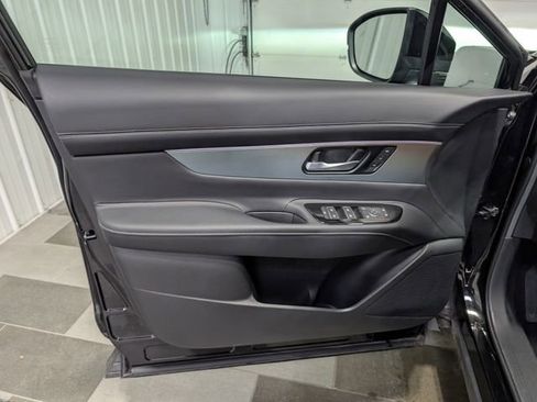 Used 2025 Nissan Murano SL AWD/4WD image 13