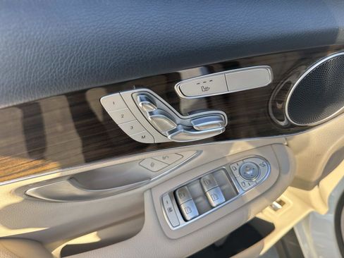 Certified 2022 Mercedes-Benz GLC 300 image 16