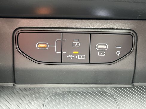 New 2026 Kia Sportage EX w/ EX Panorama Roof Package image 9