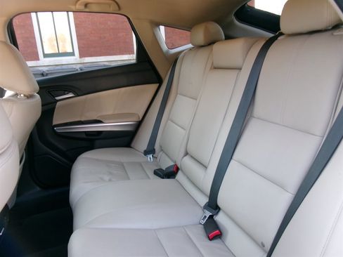 Used 2013 Honda Crosstour EX-L image 32