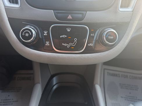 Used 2016 Chevrolet Malibu LS FWD image 34