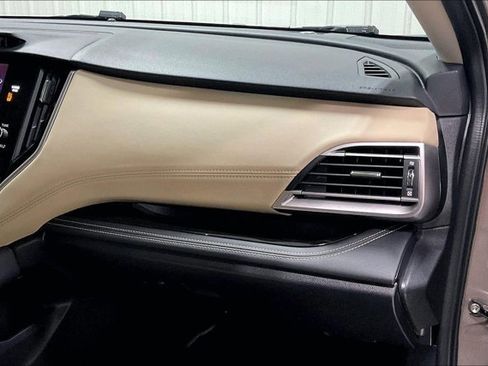 Used 2021 Subaru Outback Limited w/ Popular Package #2 image 16