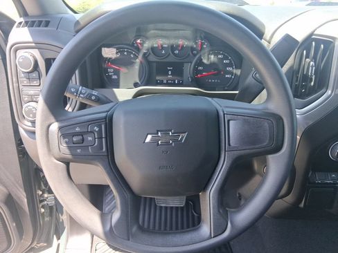 Used 2026 Chevrolet Silverado 1500 Custom Trail Boss AWD/4WD image 15
