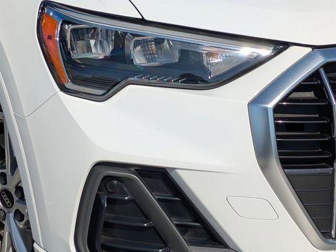 Used 2022 Audi Q3 2.0T Premium w/ Convenience Package image 25