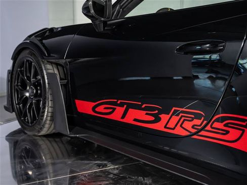 Certified 2025 Porsche 911 GT3 RS RWD image 34