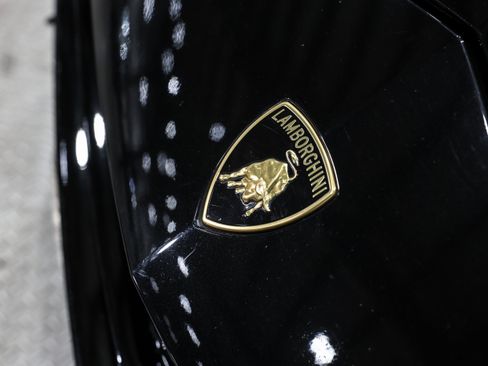 Used 2023 Lamborghini Urus S image 25