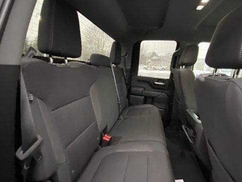 Used 2021 Chevrolet Silverado 2500 LT w/ Convenience Package image 24