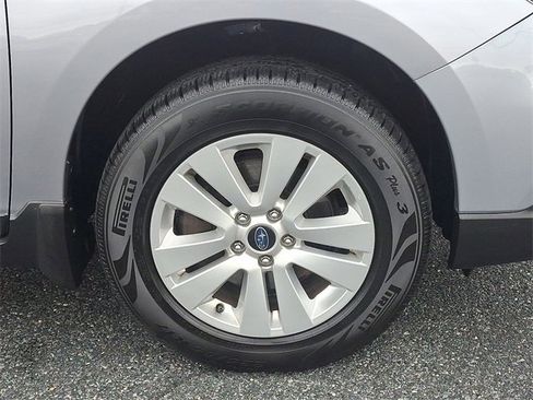 Used 2018 Subaru Outback 2.5i Premium image 8