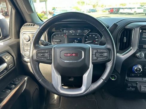 Used 2021 GMC Sierra 1500 SLT AWD/4WD image 12