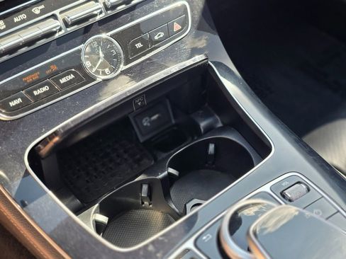 Used 2017 Mercedes-Benz E 300 image 33