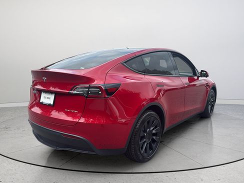 Used 2023 Tesla Model Y Long Range AWD/4WD image 6