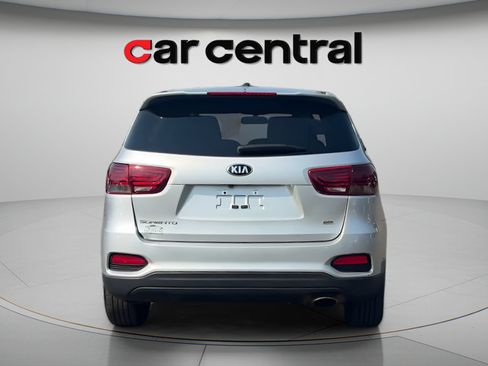 Used 2020 Kia Sorento LX AWD/4WD image 4