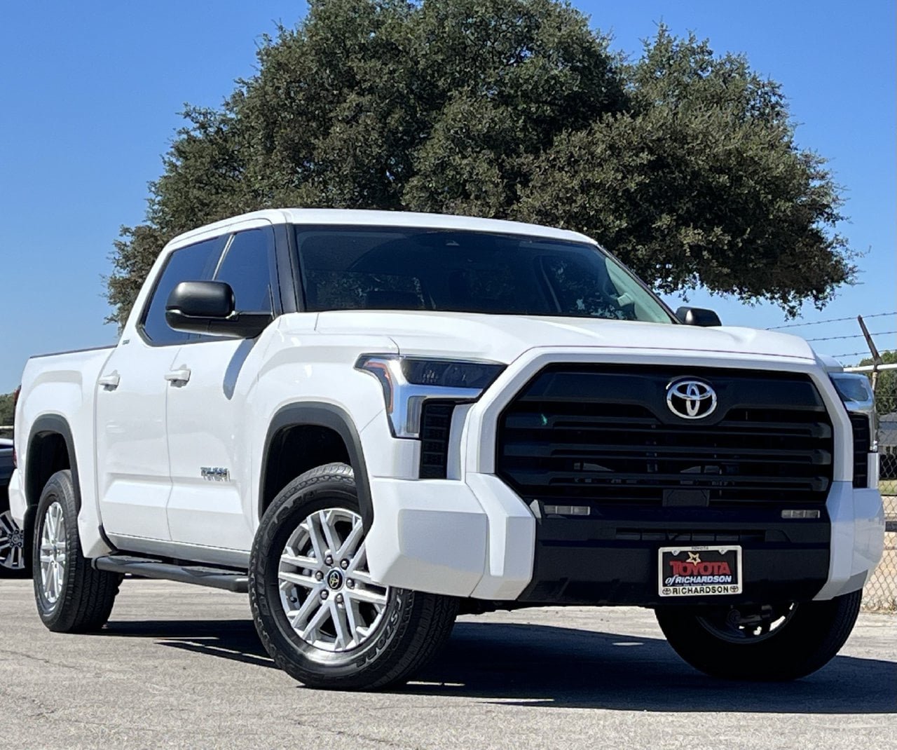 Used 2024 Toyota Tundra SR5 w/ SR5 Premium Package AWD/4WD image 2