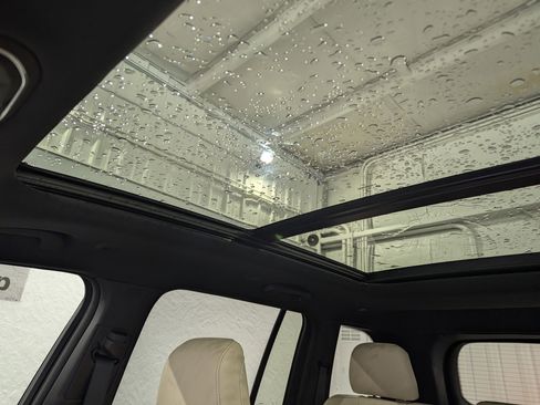 New 2025 Jeep Grand Cherokee Limited image 28