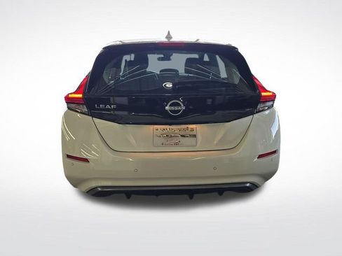 Used 2023 Nissan Leaf S FWD image 5