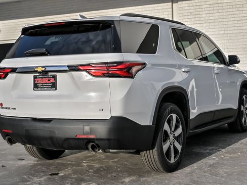 Used 2023 Chevrolet Traverse LT w/ LT Premium Package AWD/4WD image 11