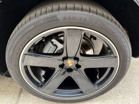 Used 2016 Porsche Macan S AWD/4WD image 28