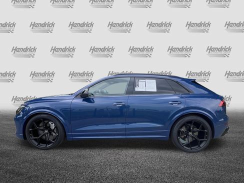 Certified 2025 Audi RS Q8 performance AWD/4WD image 6