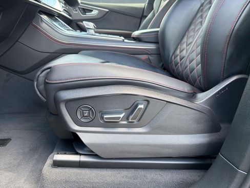 New 2026 Audi SQ7 Prestige AWD/4WD image 13