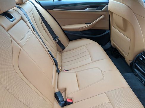 Used 2022 BMW 540i xDrive w/ Convenience Package image 36