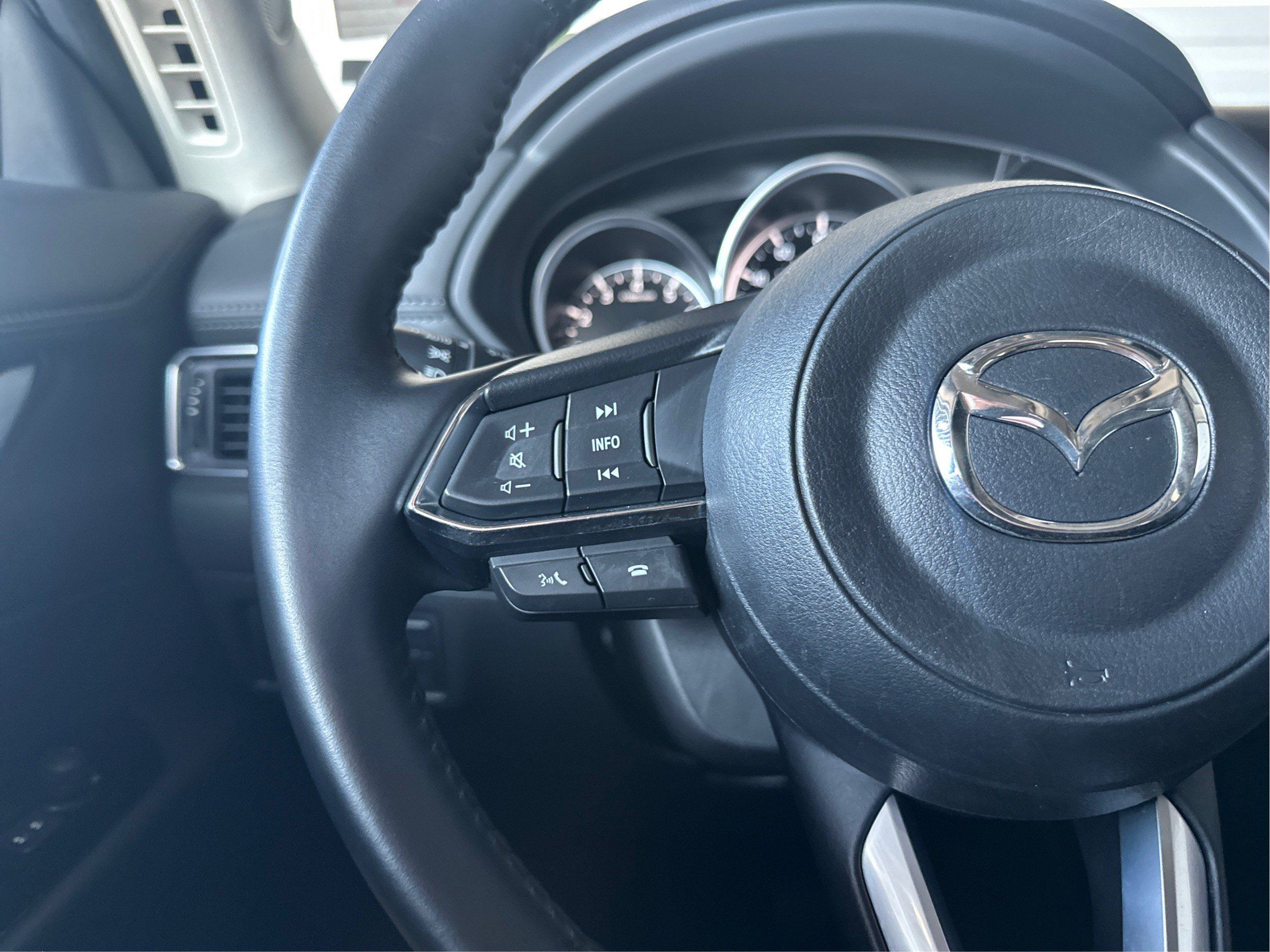 Used 2025 MAZDA CX-5 AWD 2.5 S w/ Preferred Package image 33