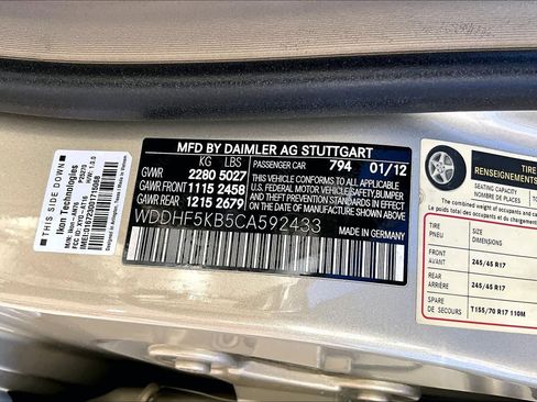 Used 2012 Mercedes-Benz E 350 Sedan image 35