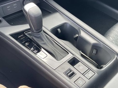 New 2026 Nissan Sentra SV w/ SV Convenience Package FWD image 28