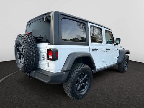Used 2022 Jeep Wrangler Unlimited Sport image 10