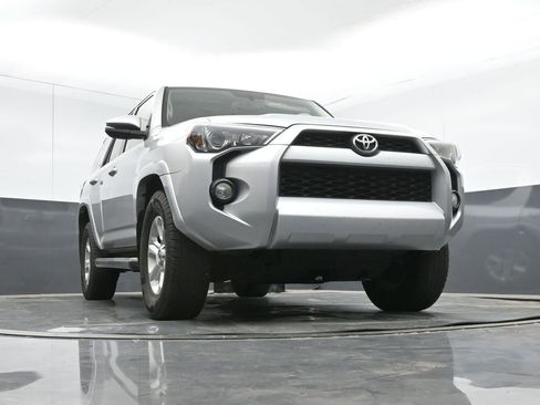 Used 2016 Toyota 4Runner SR5 Premium image 44