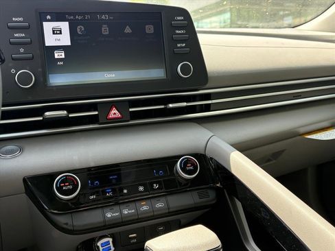 New 2026 Hyundai Elantra Hybrid FWD image 51