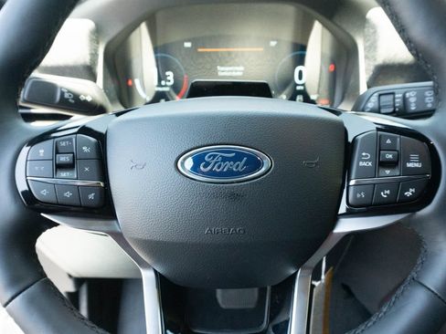 New 2026 Ford Explorer Platinum RWD image 27