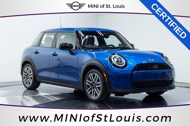 Certified 2026 MINI Cooper 4-Door Hardtop FWD image 1