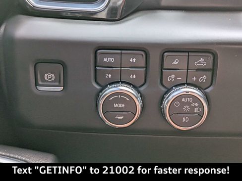 Used 2024 GMC Sierra 1500 Denali w/ Denali Reserve Package AWD/4WD image 30